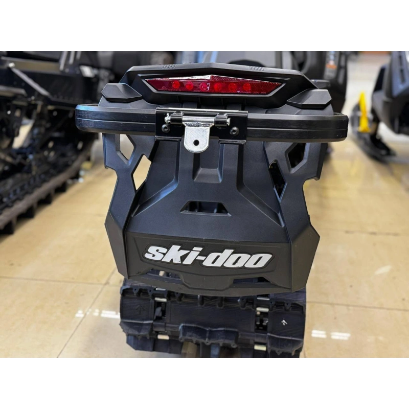Снегоход BRP Ski Doo Tundra LE 600 Ace