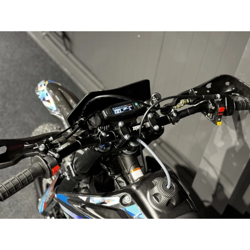 Мотоцикл BRZ Z7 PR300 ENDURO