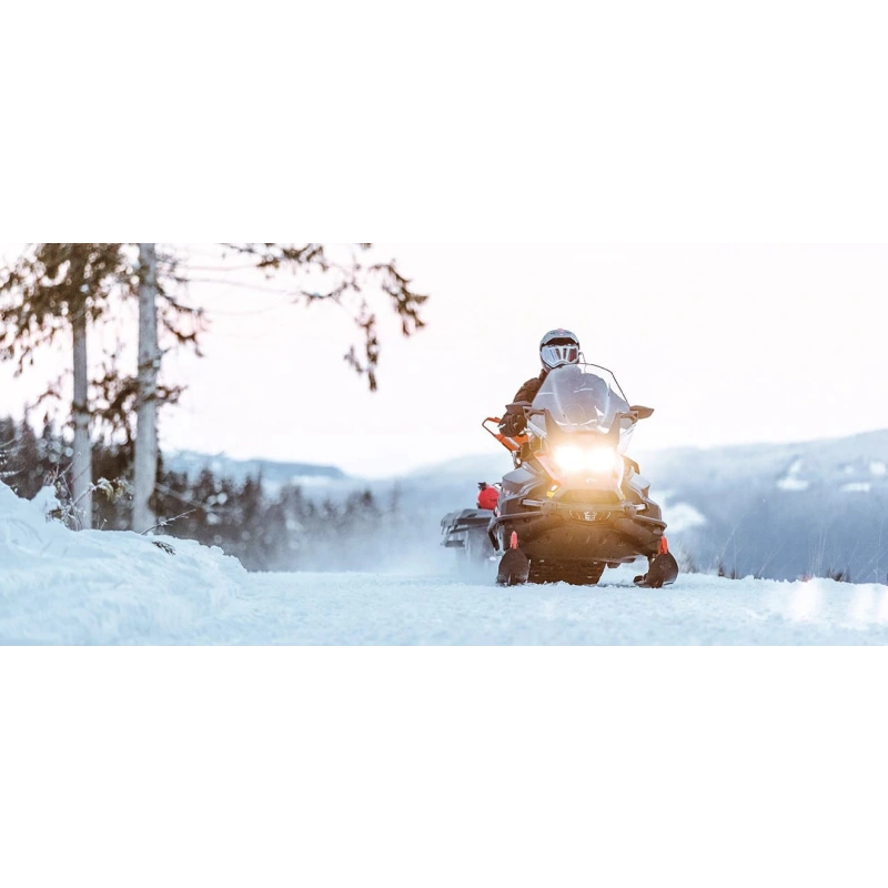 Снегоход BRP Ski-Doo Skandic SWT 900 ACE (2024)
