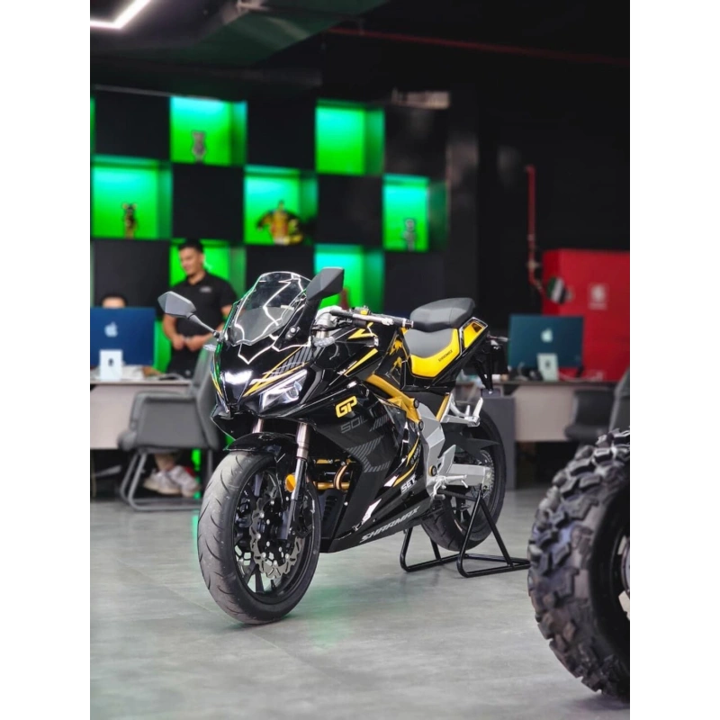Мотоцикл SHARMAX GP501