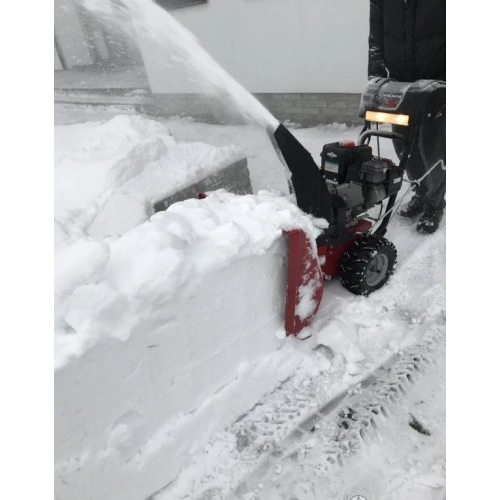 Снегоуборщик CANADIANA CL61900R