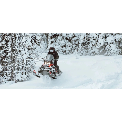 Снегоход BRP Ski-Doo Skandic SWT 900 ACE (2024)