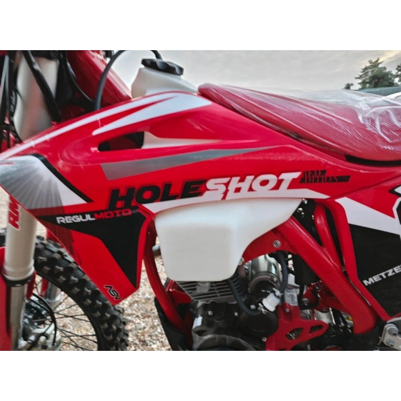 Мотоцикл кроссовый эндуро REGULMOTO Holeshot Red Edition