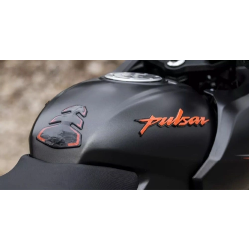 Мотоцикл BAJAJ Pulsar 180