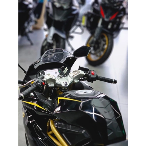Мотоцикл SHARMAX GP501