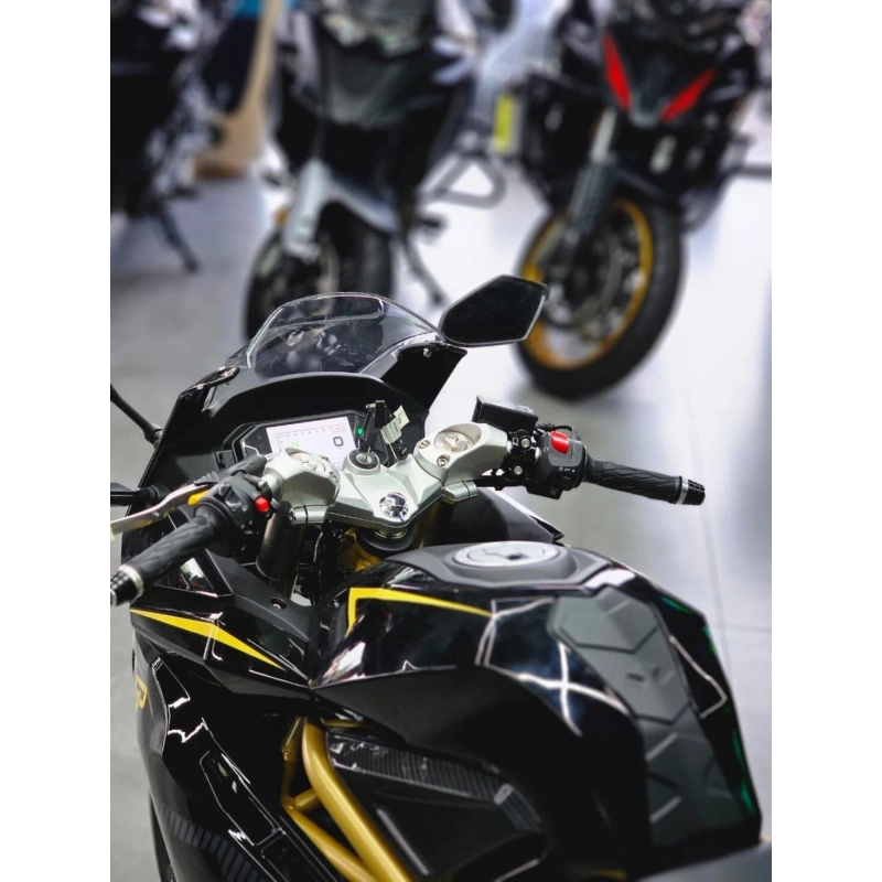 Мотоцикл SHARMAX GP501