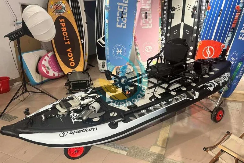 kayak-spatium_fishing-11-model-s-doska-dlya-rybalki-vid-speredi.jpg