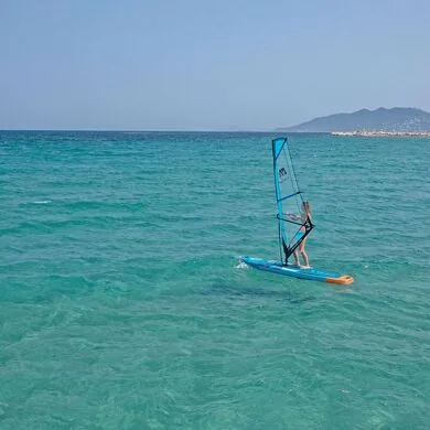 aqua_marina_10_6_windsurf_blade_2022_sap_s_parusom.jpg